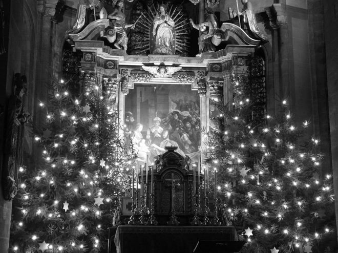 Foto aus dem Weihnachtspfarrbrief 2011: Hochchor im Dom zu Fritzlar